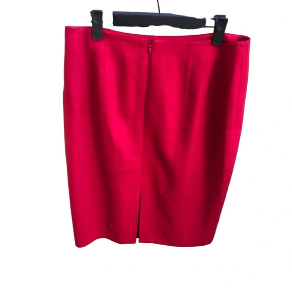 LOFT RED WOOL PENCIL SKIRT - Picture 2 of 3